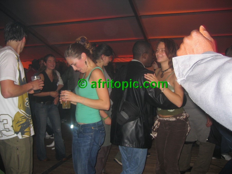 ../Images/afw2006c 618.jpg